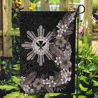 Tropical Hawaii and Philippines Garden Flag Kanaka Maoli and Sun Badge Batok Tattoo Grayscale LT03 Garden Flag Black - Polynesian Pride