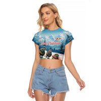 New Zealand Merry Christmas Raglan Cropped T Shirt Kiwi Birds Snow Boarding-Vibrant Tropical Flower LT03 Female White - Polynesian Pride