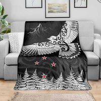 New Zealand Kea Bird Blanket Maori Tattoo and Silver Fern Black Color LT03 - Polynesian Pride