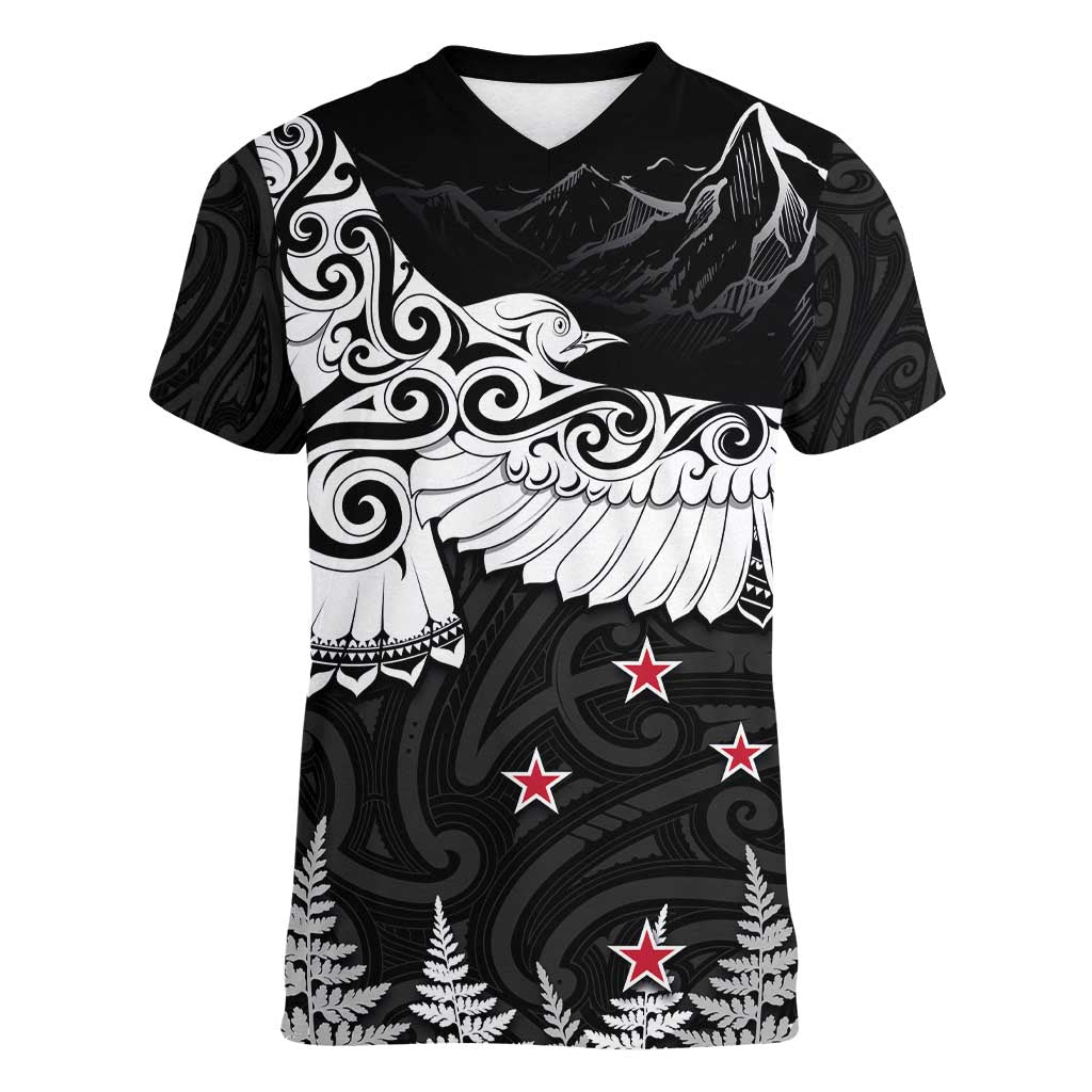 New Zealand Kea Bird Women V-Neck T-Shirt Maori Tattoo and Silver Fern Black Color LT03 Female Black - Polynesian Pride
