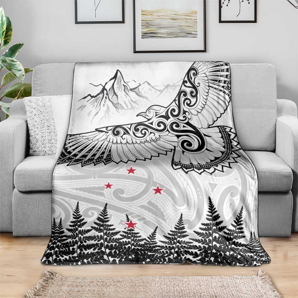 New Zealand Kea Bird Blanket Maori Tattoo and Silver Fern White Color LT03 - Polynesian Pride