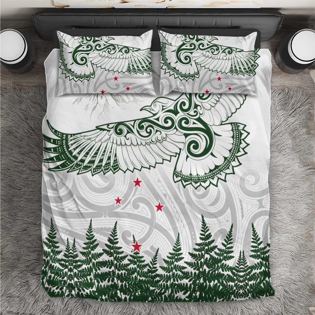New Zealand Kea Bird Bedding Set Maori Tattoo and Silver Fern Green Color LT03 White - Polynesian Pride