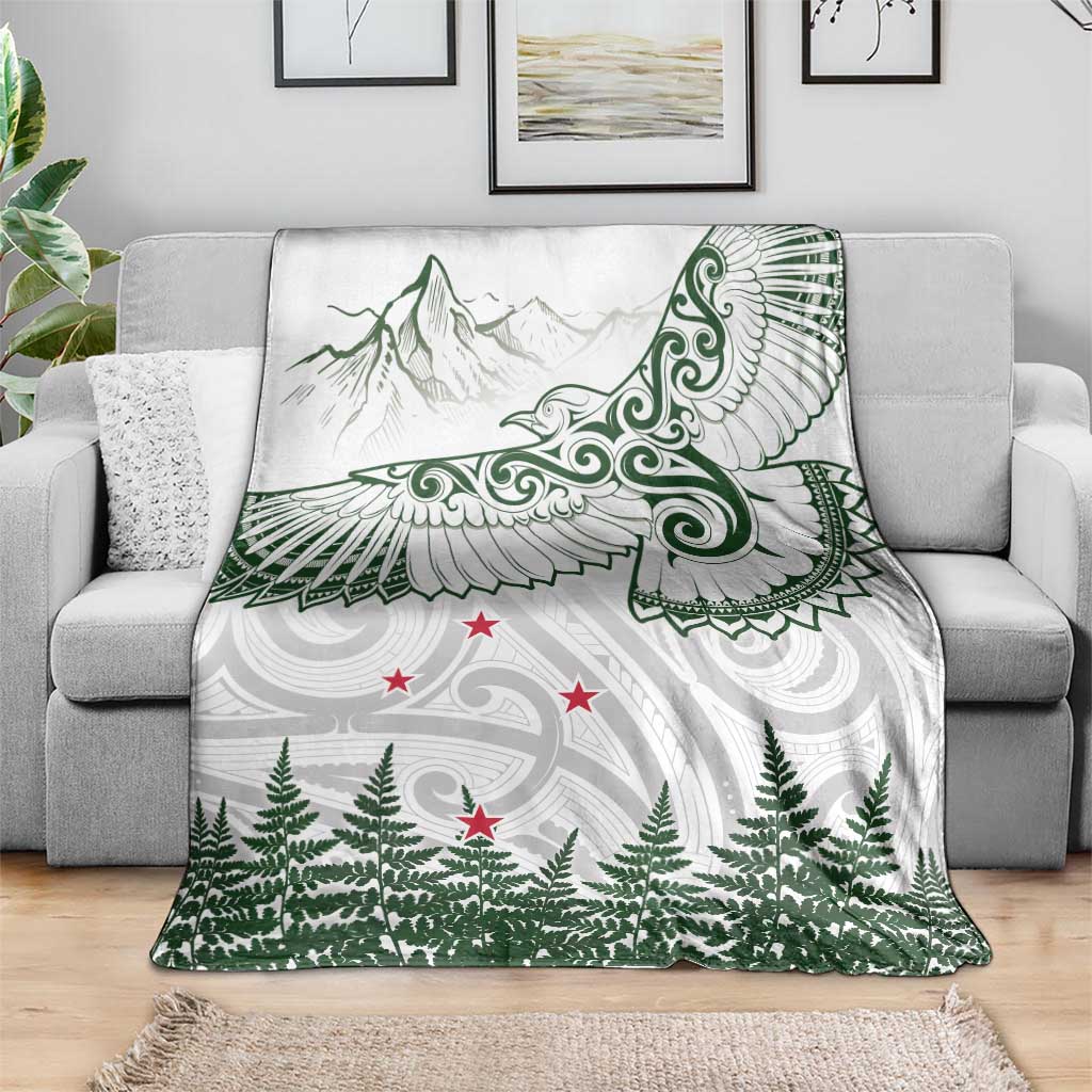 New Zealand Kea Bird Blanket Maori Tattoo and Silver Fern Green Color LT03 - Polynesian Pride