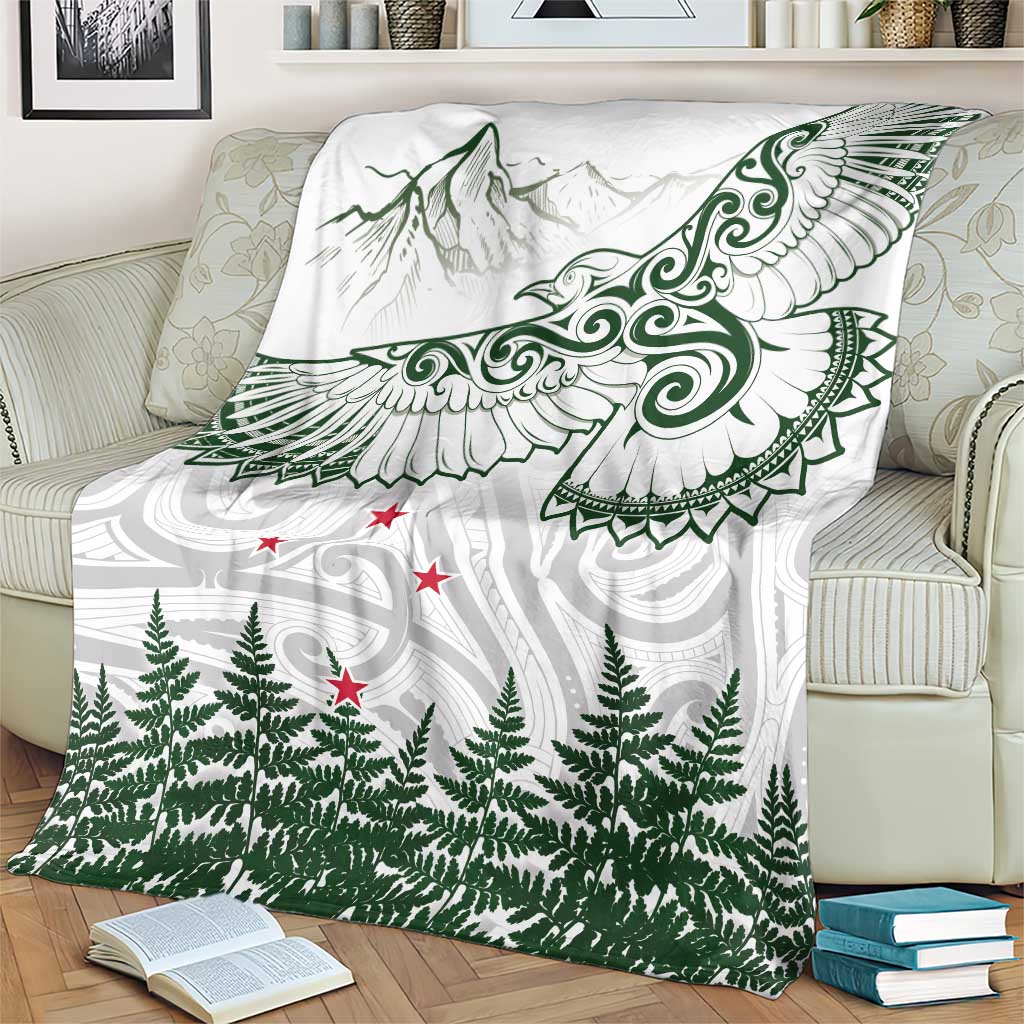 New Zealand Kea Bird Blanket Maori Tattoo and Silver Fern Green Color LT03 - Polynesian Pride