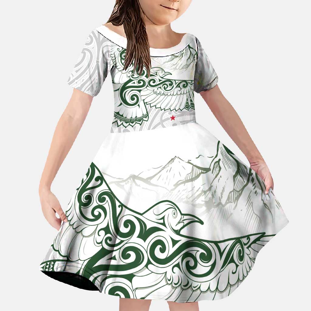 New Zealand Kea Bird Family Matching Long Sleeve Bodycon Dress and Hawaiian Shirt Maori Tattoo and Silver Fern Green Color LT03 Daughter's Dress White - Polynesian Pride