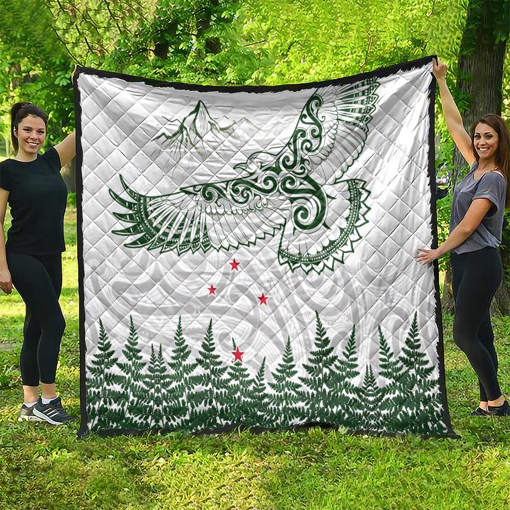 New Zealand Kea Bird Quilt Maori Tattoo and Silver Fern Green Color LT03 - Polynesian Pride