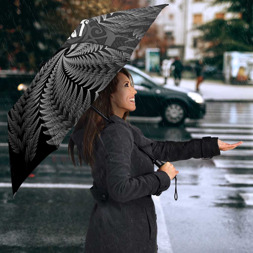 Personalised New Zealand Aotearoa Darts Masters Umbrella Silver Fern and Maori Spirit LT03 - Polynesian Pride