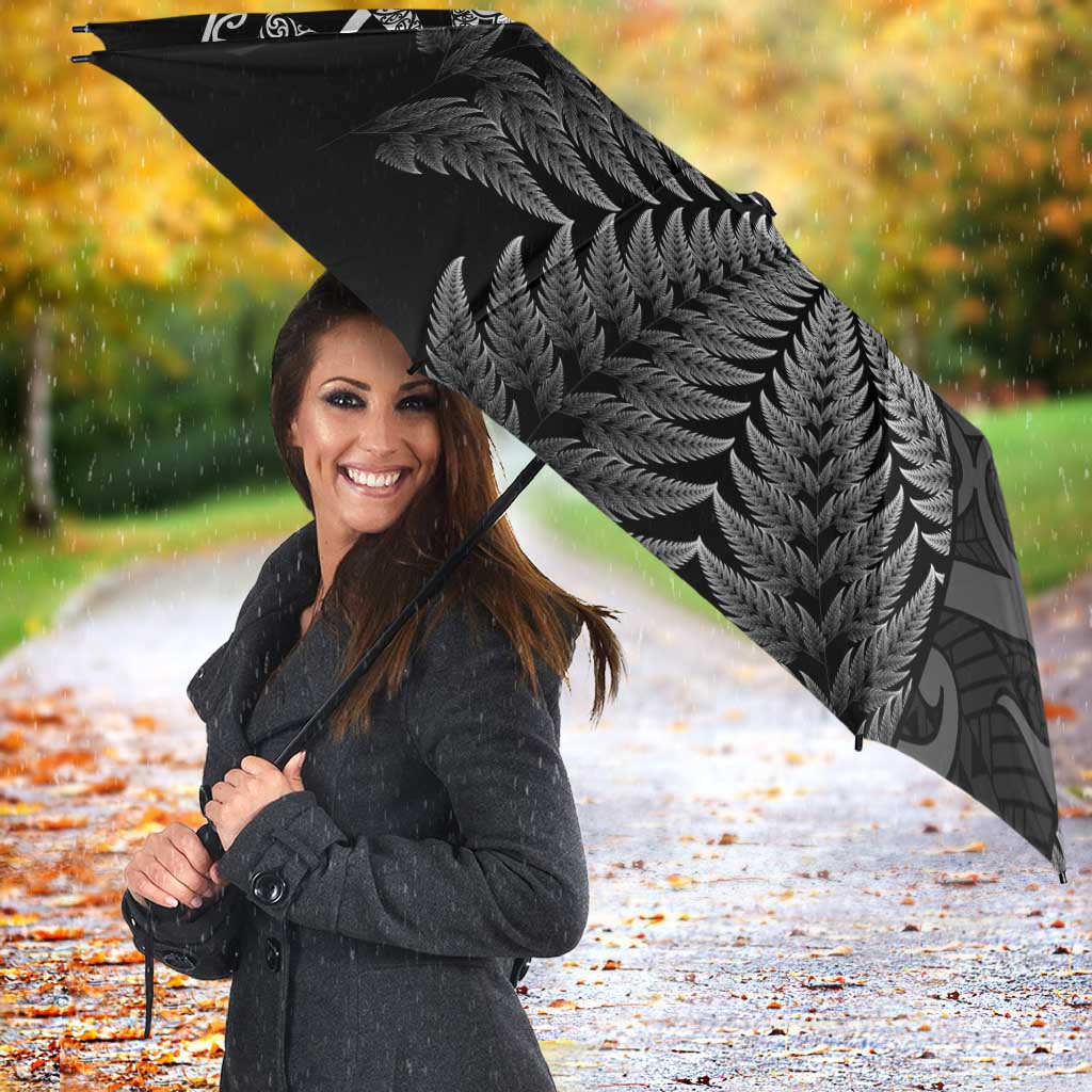 Personalised New Zealand Aotearoa Darts Masters Umbrella Silver Fern and Maori Spirit LT03 - Polynesian Pride