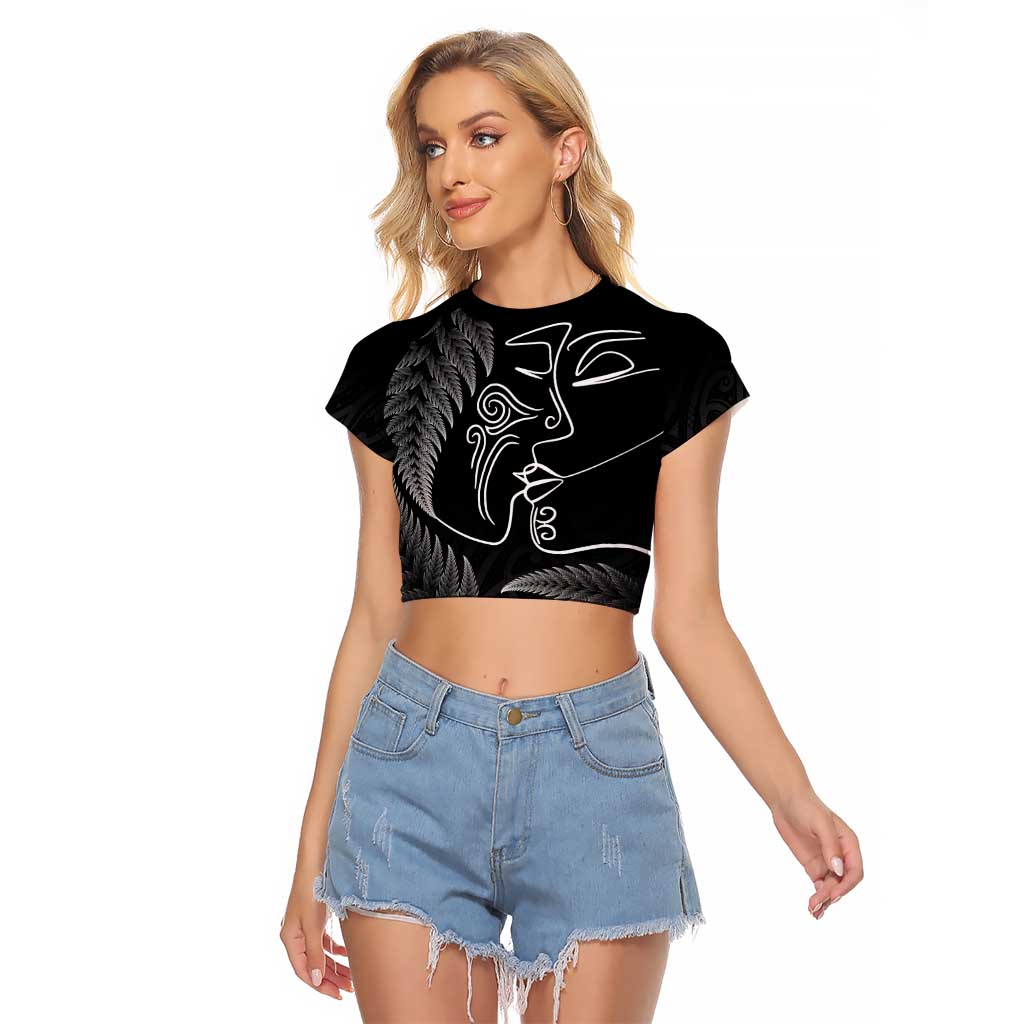 New Zealand Valentine's Day Raglan Cropped T Shirt Silver Fern and Line Art Love Couple LT03 Female Black - Polynesian Pride