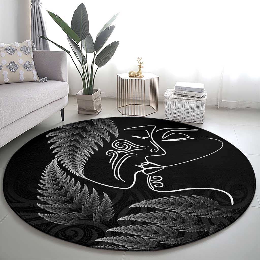 New Zealand Valentine's Day Round Carpet Silver Fern and Line Art Love Couple LT03 - Polynesian Pride