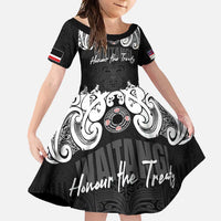 Aotearoa Waitangi Day - Toitu Te Tiriti Family Matching Summer Maxi Dress and Hawaiian Shirt New Zealand Honour the Treaty LT03 Daughter's Dress Black - Polynesian Pride