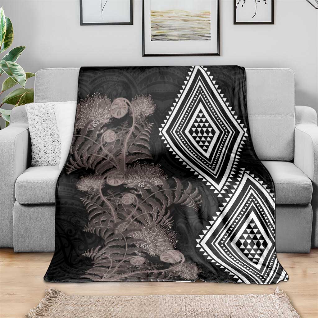 Aotearoa Tukutuku Motif Blanket Pohutukawa and Fern Leaves Grayscale Color LT03 - Polynesian Pride