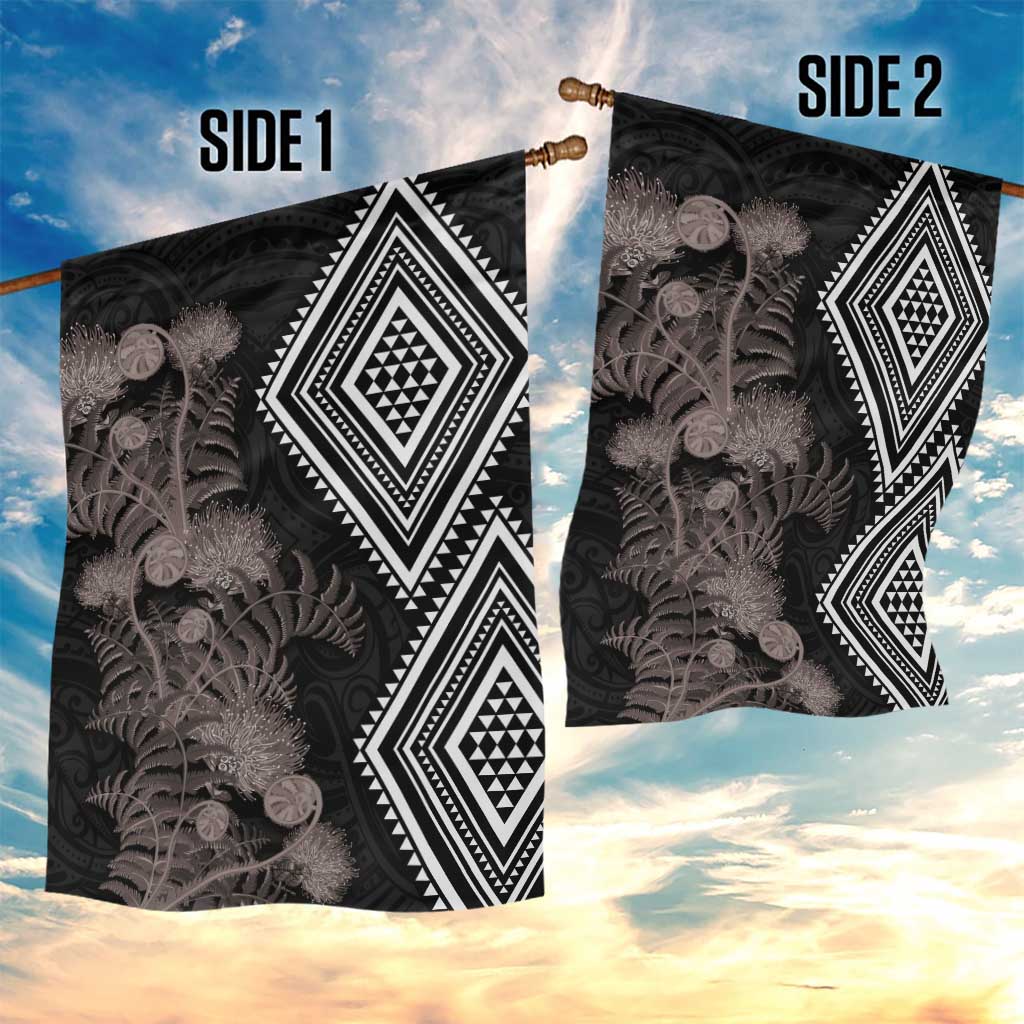 Aotearoa Tukutuku Motif Garden Flag Pohutukawa and Fern Leaves Grayscale Color LT03 - Polynesian Pride