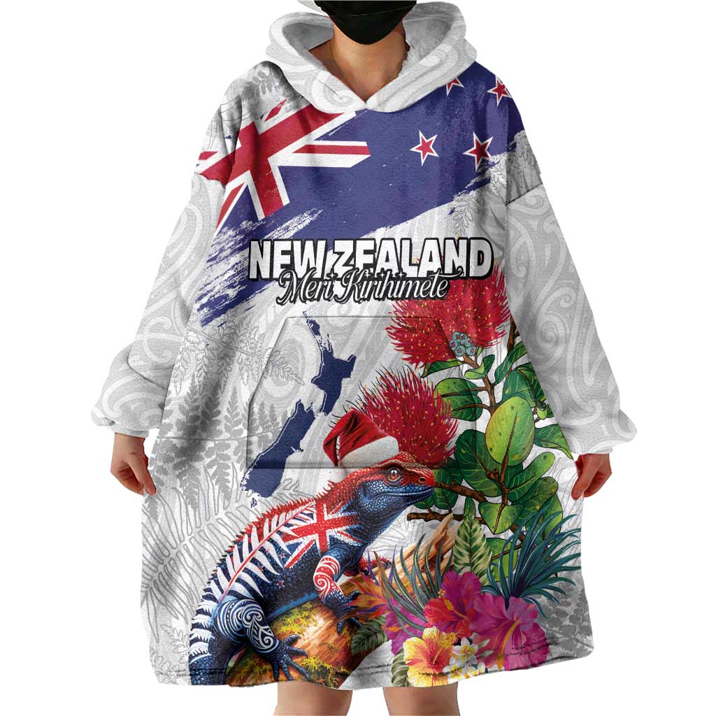 New Zealand Christmas Wearable Blanket Hoodie Meri Kirihimete-Tuatara and Pohutukawa White Color LT03 - Polynesian Pride