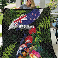 New Zealand Christmas Quilt Meri Kirihimete-Tuatara and Pohutukawa Black Color LT03 Black - Polynesian Pride