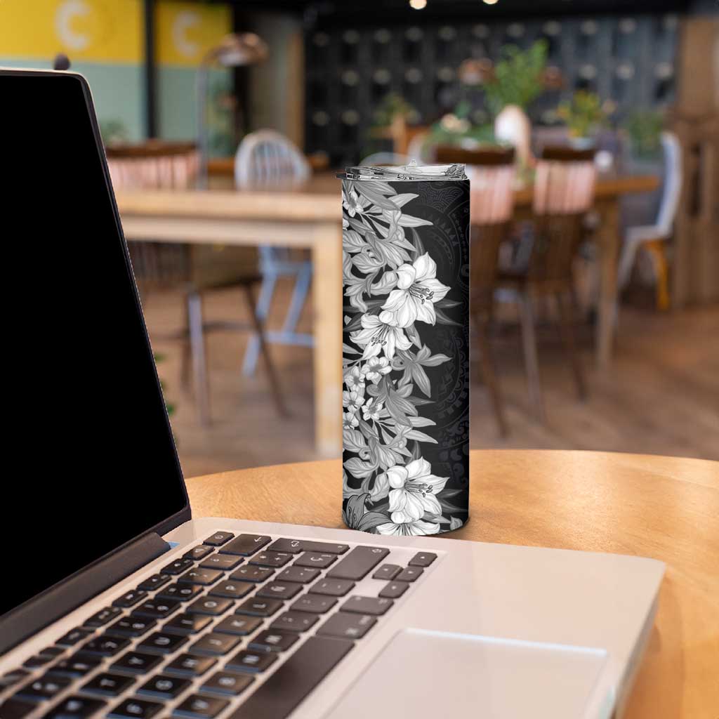Hawaii Tropical Leaves and Flowers Skinny Tumbler Tribal Polynesian Pattern Black White Style LT03 - Polynesian Pride