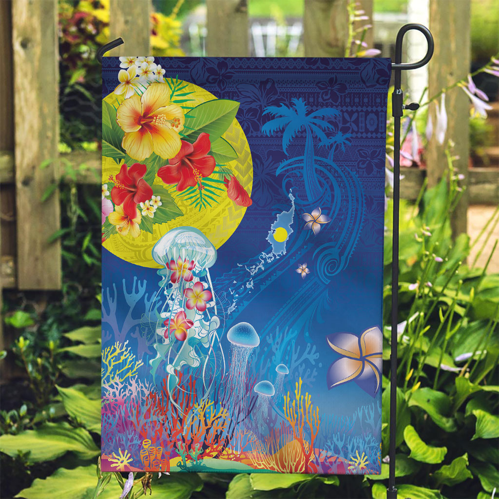 Palau Garden Flag Jellyfish with Coral Reefs Ocean Vibe and Tapa Pattern LT03 Garden Flag Blue - Polynesian Pride