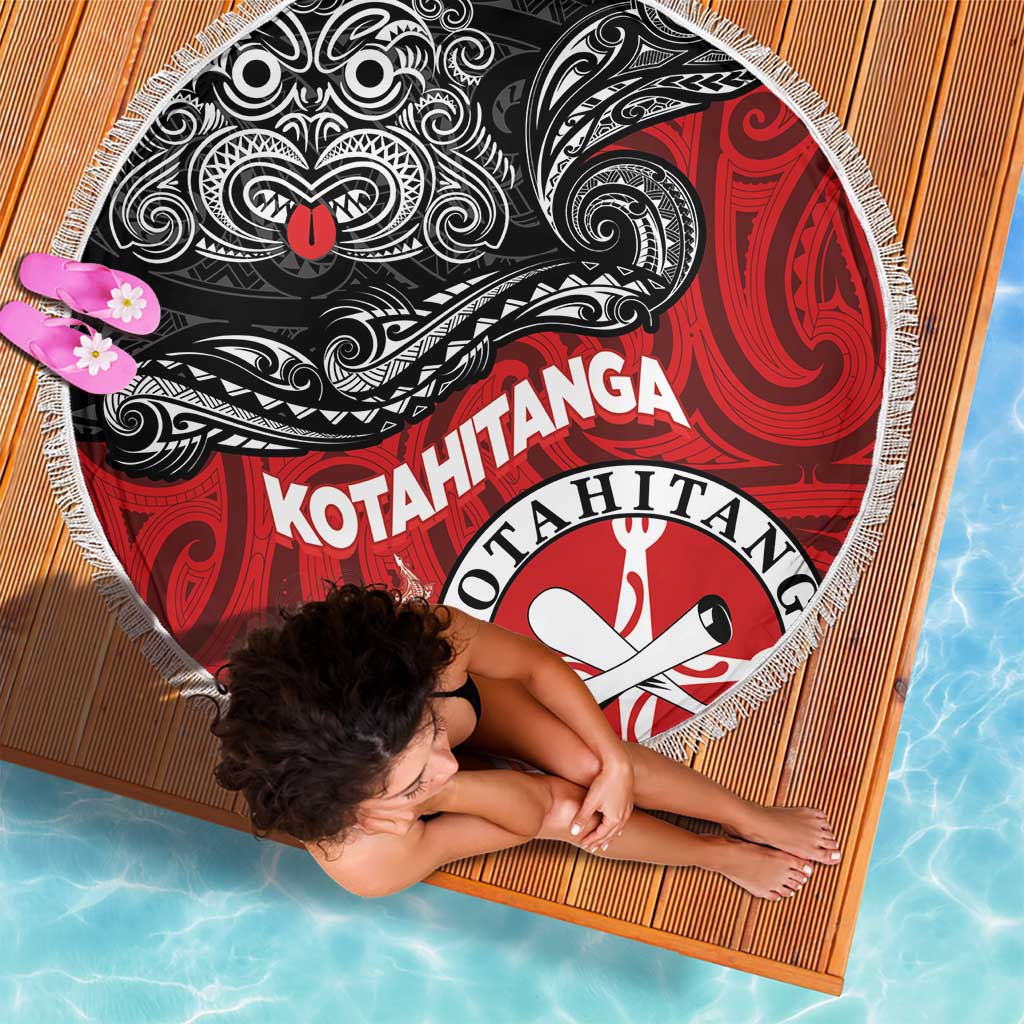 Maori Kotahitanga Beach Blanket Aotearoa Spirit with Maori Mask and Polynesian Art Tattoo LT03 - Polynesian Pride