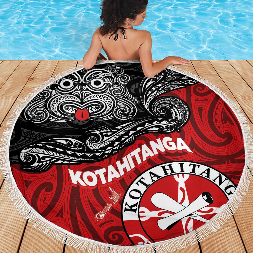 Maori Kotahitanga Beach Blanket Aotearoa Spirit with Maori Mask and Polynesian Art Tattoo LT03 - Polynesian Pride