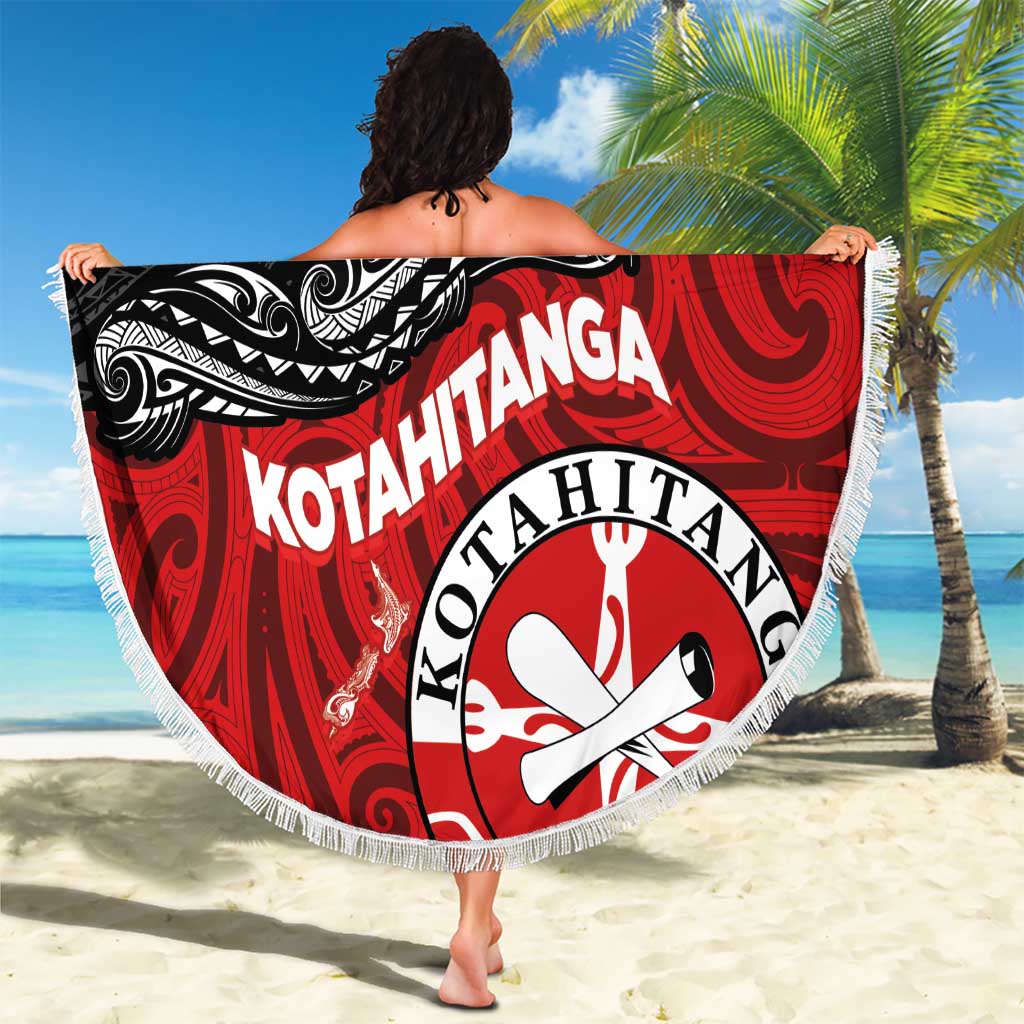 Maori Kotahitanga Beach Blanket Aotearoa Spirit with Maori Mask and Polynesian Art Tattoo LT03 - Polynesian Pride