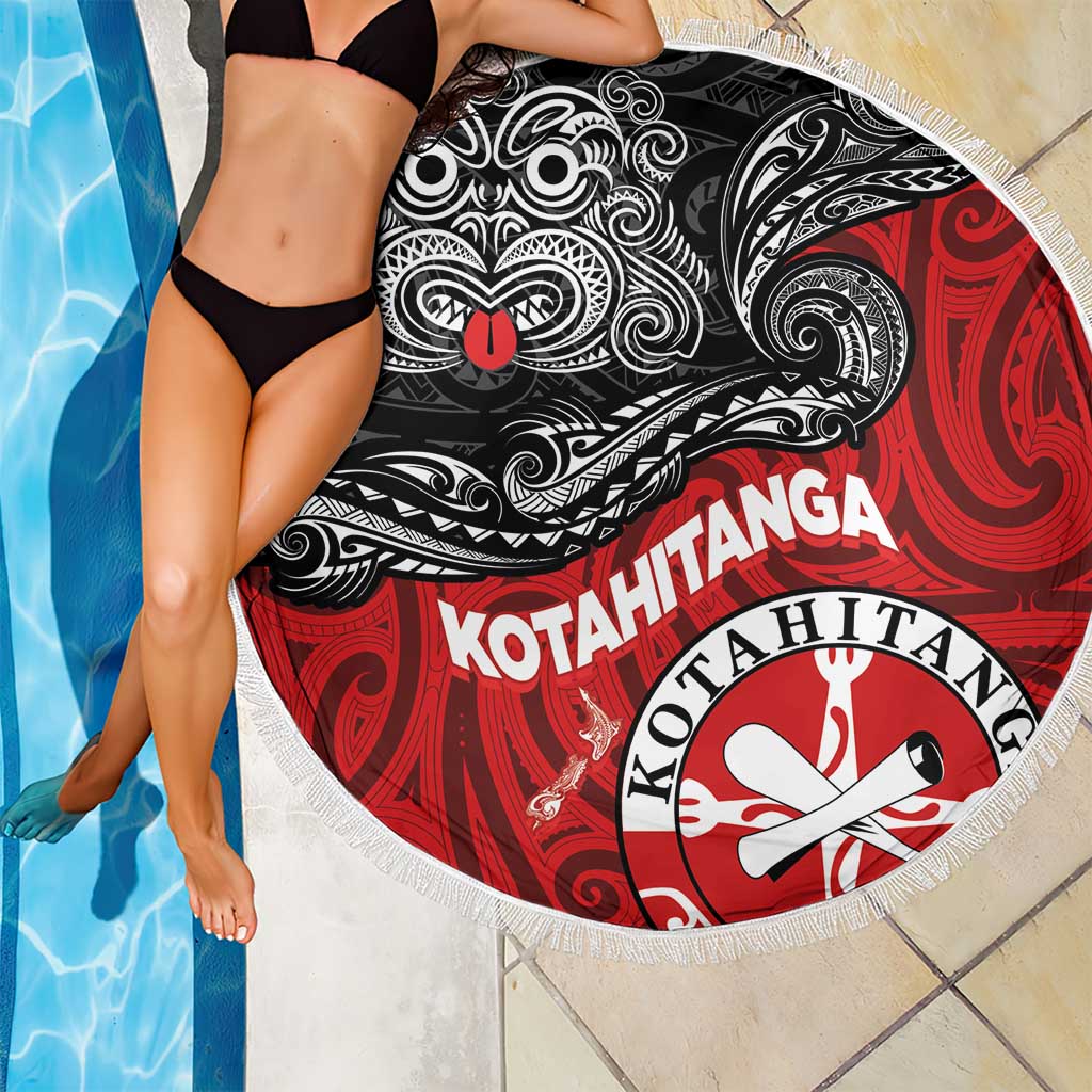 Maori Kotahitanga Beach Blanket Aotearoa Spirit with Maori Mask and Polynesian Art Tattoo LT03 - Polynesian Pride