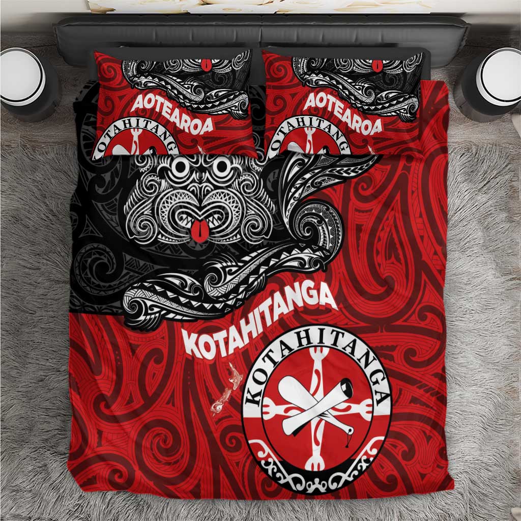 Maori Kotahitanga Bedding Set Aotearoa Spirit with Maori Mask and Polynesian Art Tattoo LT03 Red - Polynesian Pride
