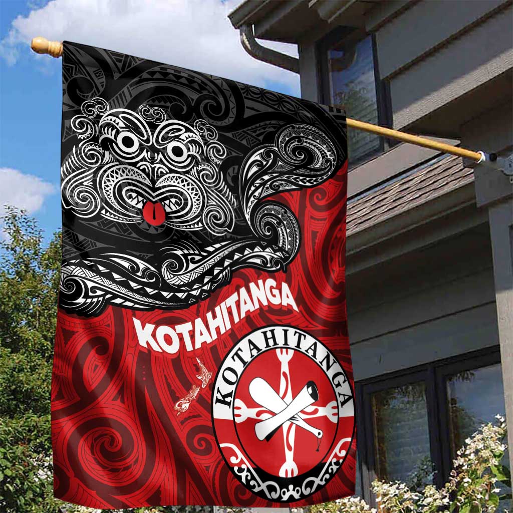Maori Kotahitanga Garden Flag Aotearoa Spirit with Maori Mask and Polynesian Art Tattoo LT03 - Polynesian Pride