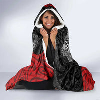 Maori Kotahitanga Hooded Blanket Aotearoa Spirit with Maori Mask and Polynesian Art Tattoo LT03 - Polynesian Pride