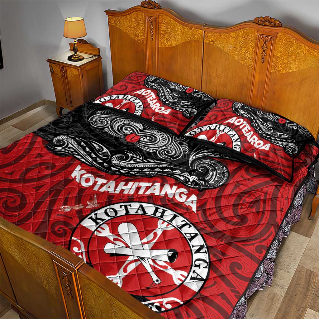 Maori Kotahitanga Quilt Bed Set Aotearoa Spirit with Maori Mask and Polynesian Art Tattoo LT03 - Polynesian Pride