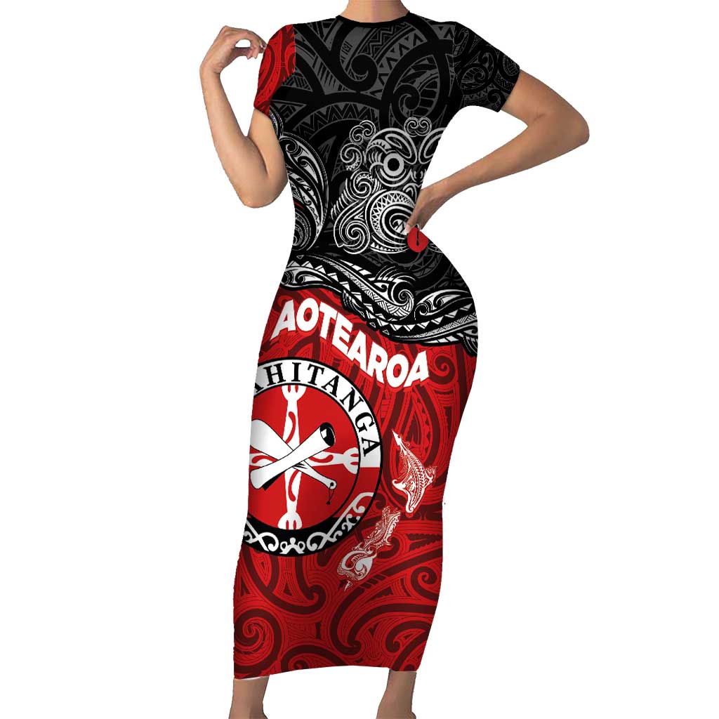 Maori Kotahitanga Short Sleeve Bodycon Dress Aotearoa Spirit with Maori Mask and Polynesian Art Tattoo LT03 Long Dress Red - Polynesian Pride