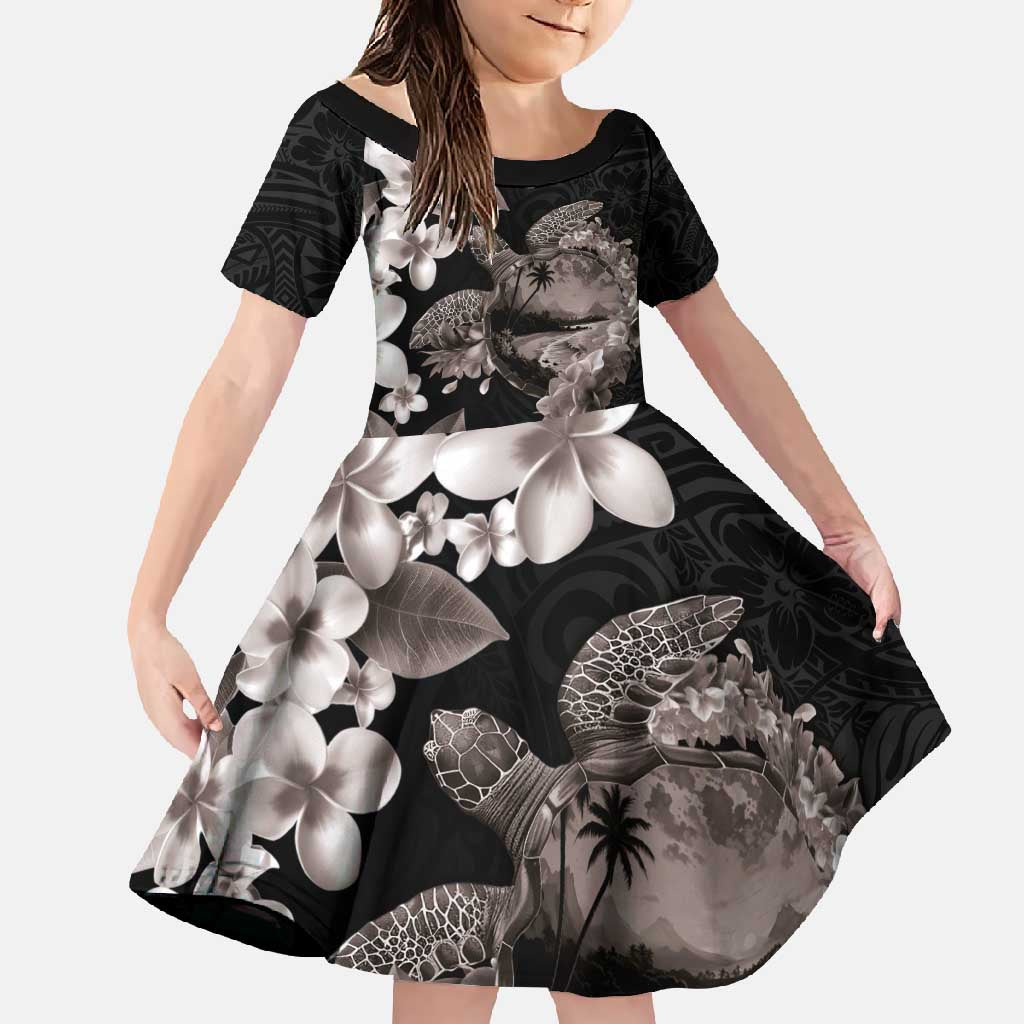 Hawaiian Lei Day Family Matching Off Shoulder Maxi Dress and Hawaiian Shirt Plumeria and Turtle with Polynesian Tribal Pattern Grayscale Color LT03 Daughter's Dress Black - Polynesian Pride