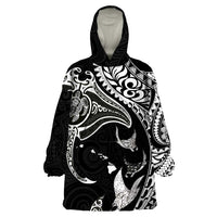 Hawaiian Manta Ray and Polynesian Tribal Tattoo Wearable Blanket Hoodie Black Color LT03 One Size Black - Polynesian Pride