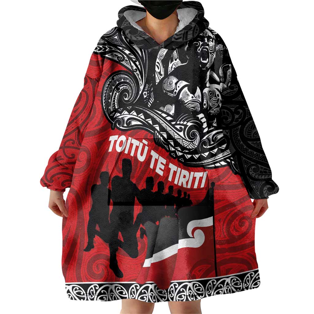 Aotearoa Toitu Te Tiriti Wearable Blanket Hoodie Honoring Te Tiriti o Waitangi Maori Haka LT03 - Polynesian Pride