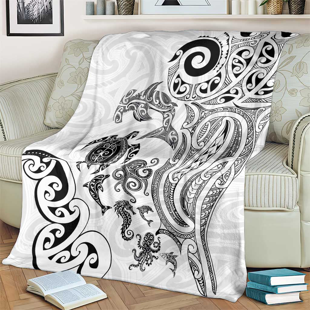New Zealand Sea Animals with Maori Tribal Tattoo Blanket White Color LT03 - Polynesian Pride