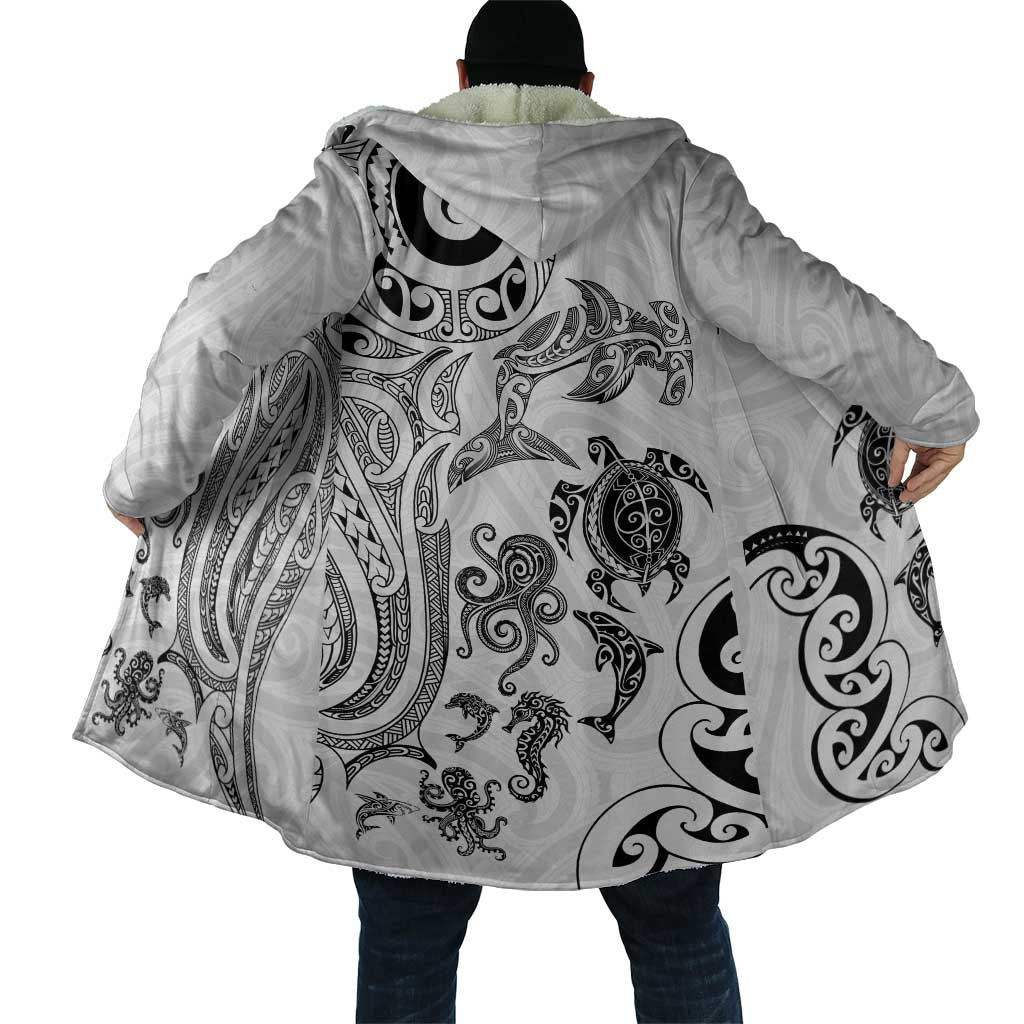 New Zealand Sea Animals with Maori Tribal Tattoo Cloak White Color LT03 - Polynesian Pride