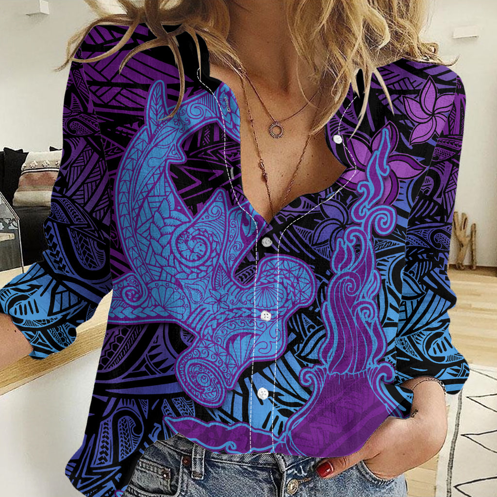 Hawaiian Volcano and Shark Women Casual Shirt Polynesian and Hibiscus Pattern Violet Gradient