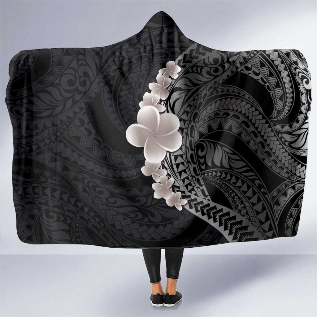 Hawaiian Tropical Plumeria Art Polynesian Tattoo Hooded Blanket Grayscale Color LT03 One Size Black - Polynesian Pride