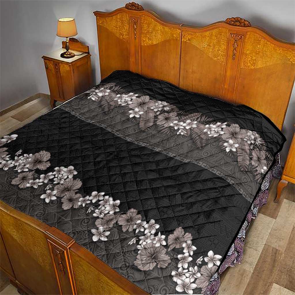 Hawaiian Tropical Flowers and Tribal Polynesian Tattoo Quilt Grayscale Mode