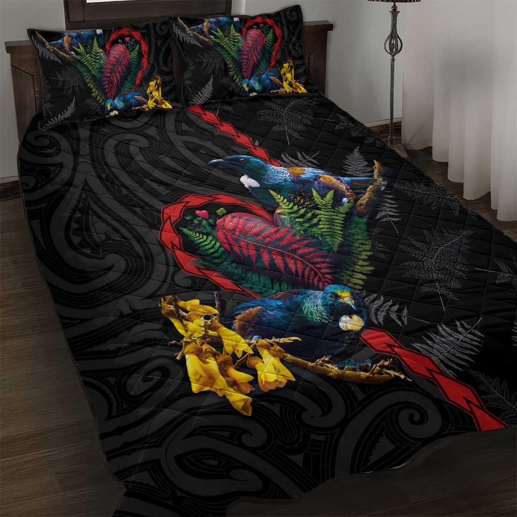 New Zealand Tui Birds Love Couple Quilt Bed Set The Heart of Silver Fern Leaves and Maori Tattoo Pattern LT03 Black - Polynesian Pride