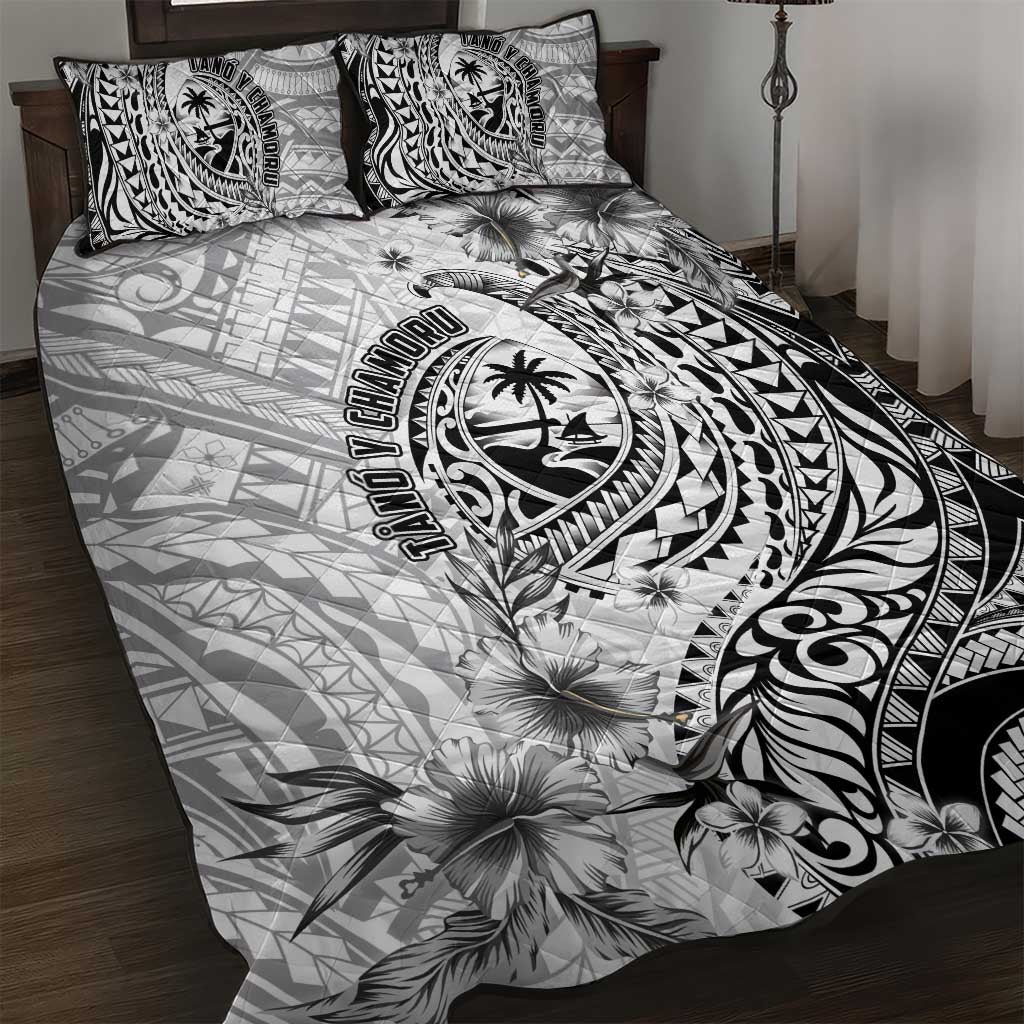 Guam-Land of the Chamorro Quilt Bed Set Polynesian Tattoo Style Hibiscus and Plumeria Art LT03 Black - Polynesian Pride