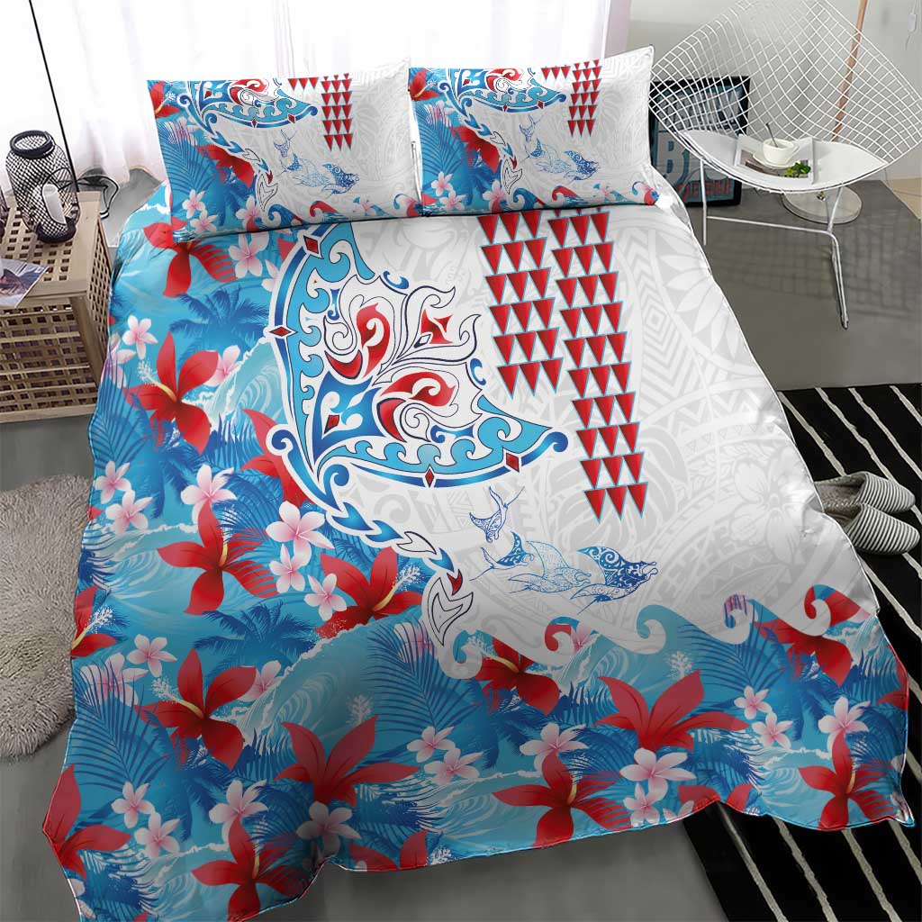 Hawaiian Tribal Manta Ray Bedding Set Kakau Tattoo and Flowers Surfing Waves Pattern Ocean Color