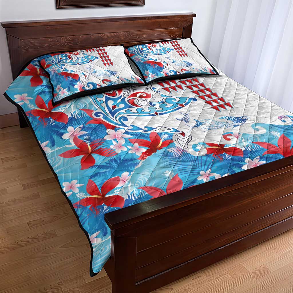 Hawaiian Tribal Manta Ray Quilt Bed Set Kakau Tattoo and Flowers Surfing Waves Pattern Ocean Color LT03 - Polynesian Pride