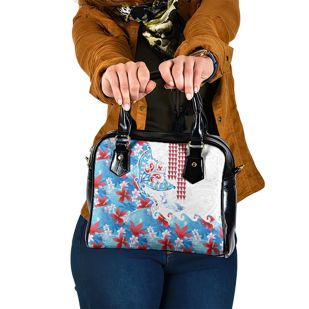 Hawaiian Tribal Manta Ray Shoulder Handbag Kakau Tattoo and Flowers Surfing Waves Pattern Ocean Color