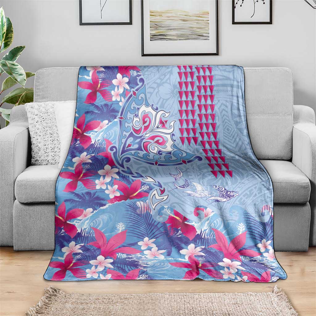 Hawaiian Tribal Manta Ray Blanket Kakau Tattoo and Flowers Surfing Waves Pattern Soft Color