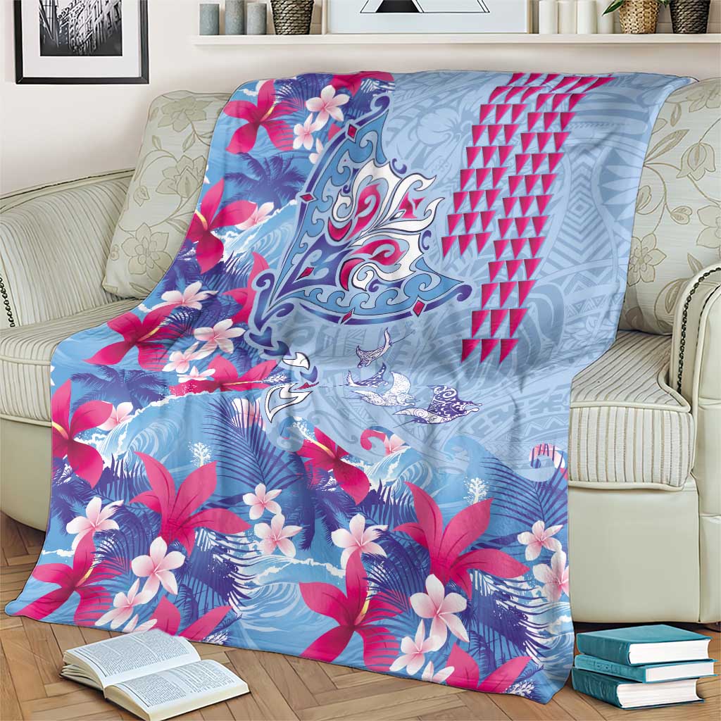 Hawaiian Tribal Manta Ray Blanket Kakau Tattoo and Flowers Surfing Waves Pattern Soft Color