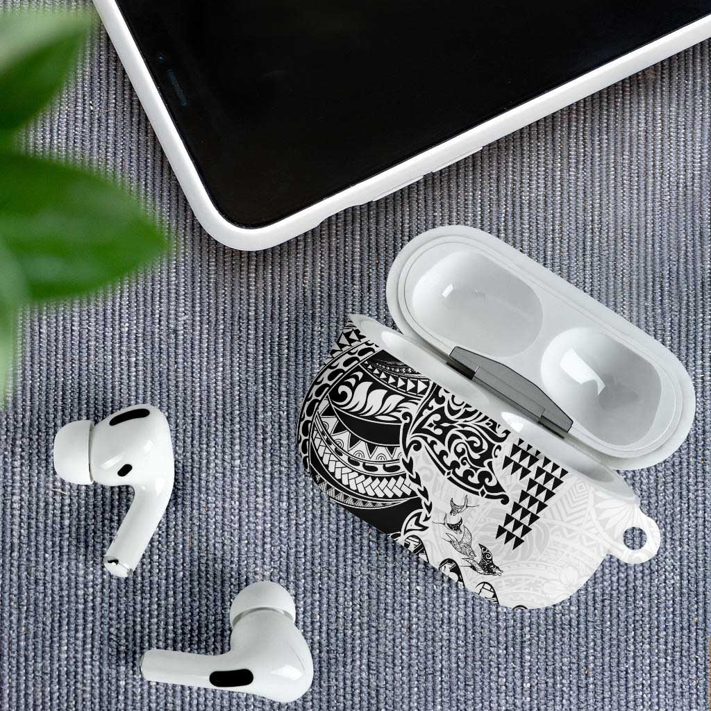 Hawaiian Tribal Manta Ray AirPods Case Kakau Tattoo and Polynesian Art Motif Pattern
