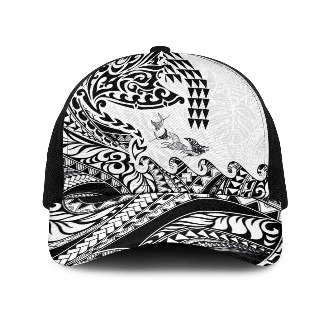 Hawaiian Tribal Manta Ray Mesh Trucker Cap Kakau Tattoo and Polynesian Art Motif Pattern LT03 One Size Black Multicolor - Polynesian Pride