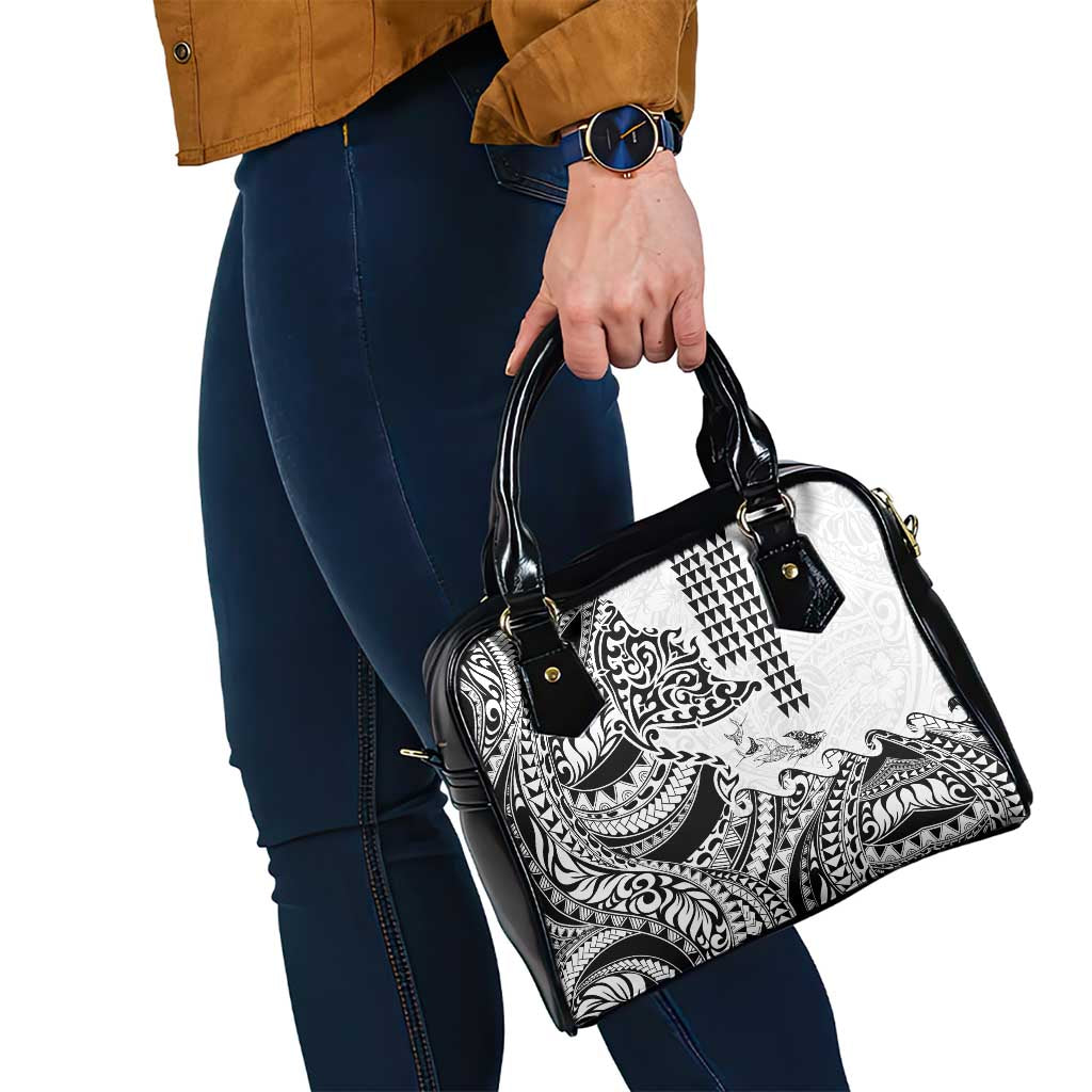 Hawaiian Tribal Manta Ray Shoulder Handbag Kakau Tattoo and Polynesian Art Motif Pattern