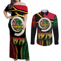 Vanuatu Constitution Day Couples Matching Off Shoulder Maxi Dress and Long Sleeve Button Shirt Polynesian Tattoo and Pig Tusk Since 1979 LT03 Black - Polynesian Pride