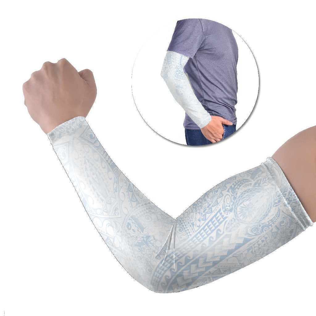 Hawaiian Turtles and Leis Arm Sleeves Tribal Kakau Pattern Airy White Blue Cloud Vibe LT03 Set of 2 White - Polynesian Pride
